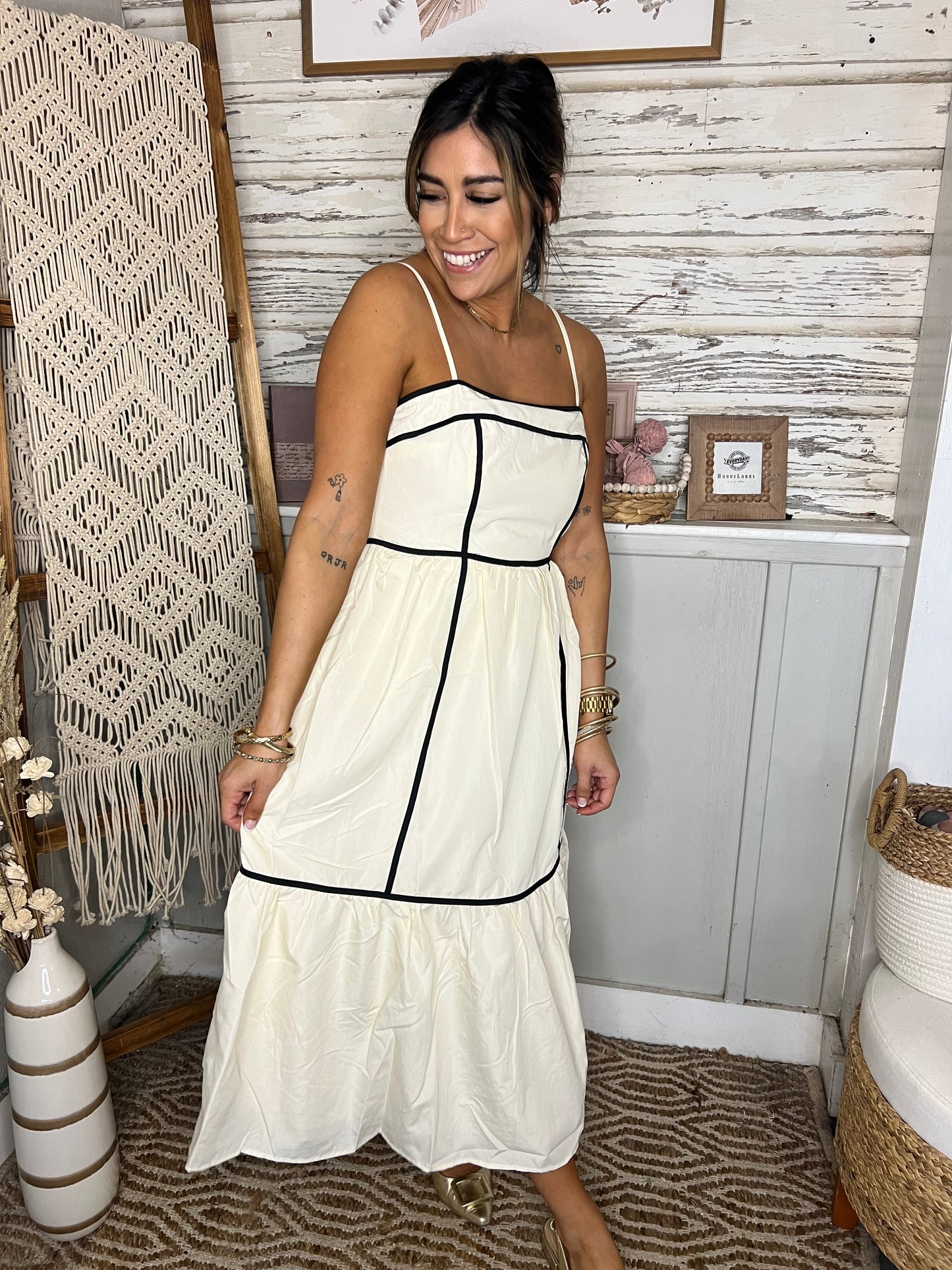 Jo’s Fit&Flare Midi Dress
