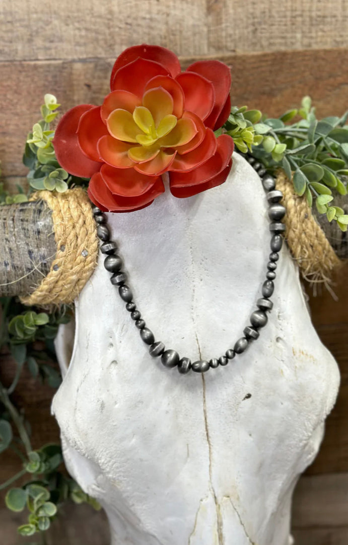Amarillo Short Necklace