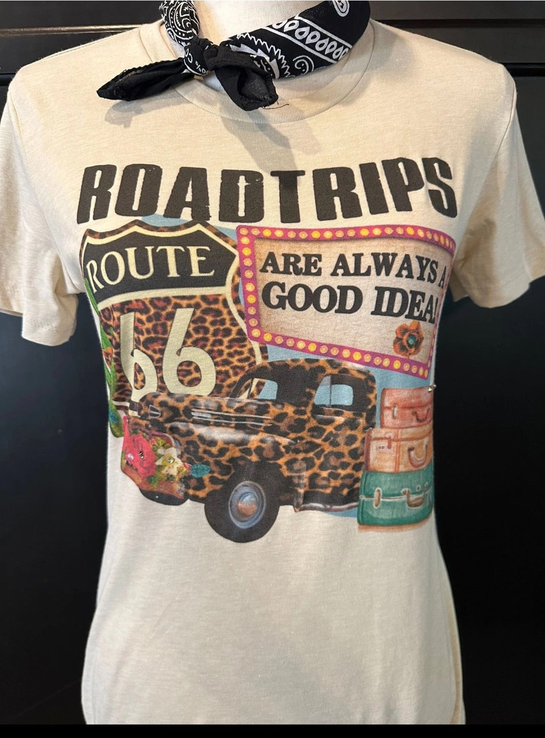 Roadtrips Tee
