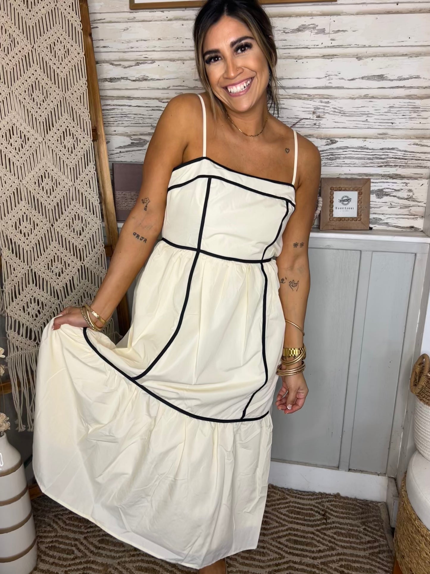 Jo’s Fit&Flare Midi Dress