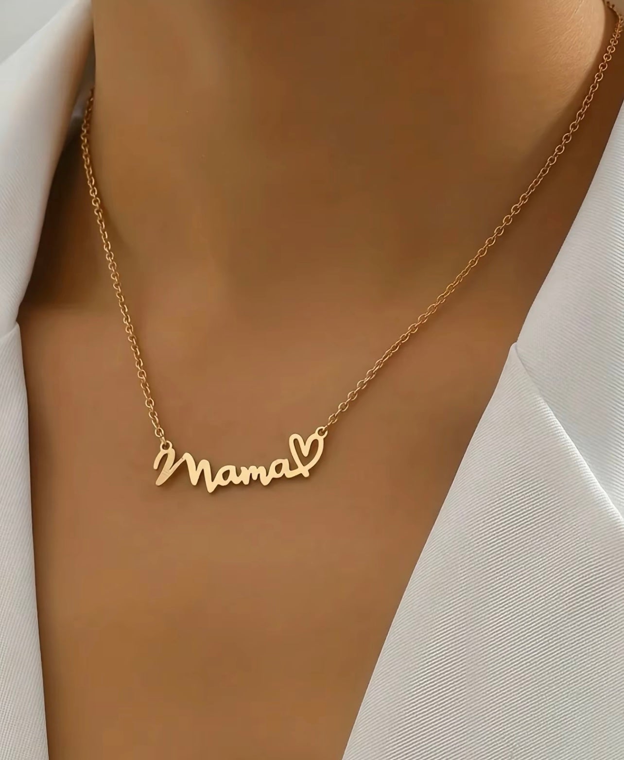 Mama Necklace
