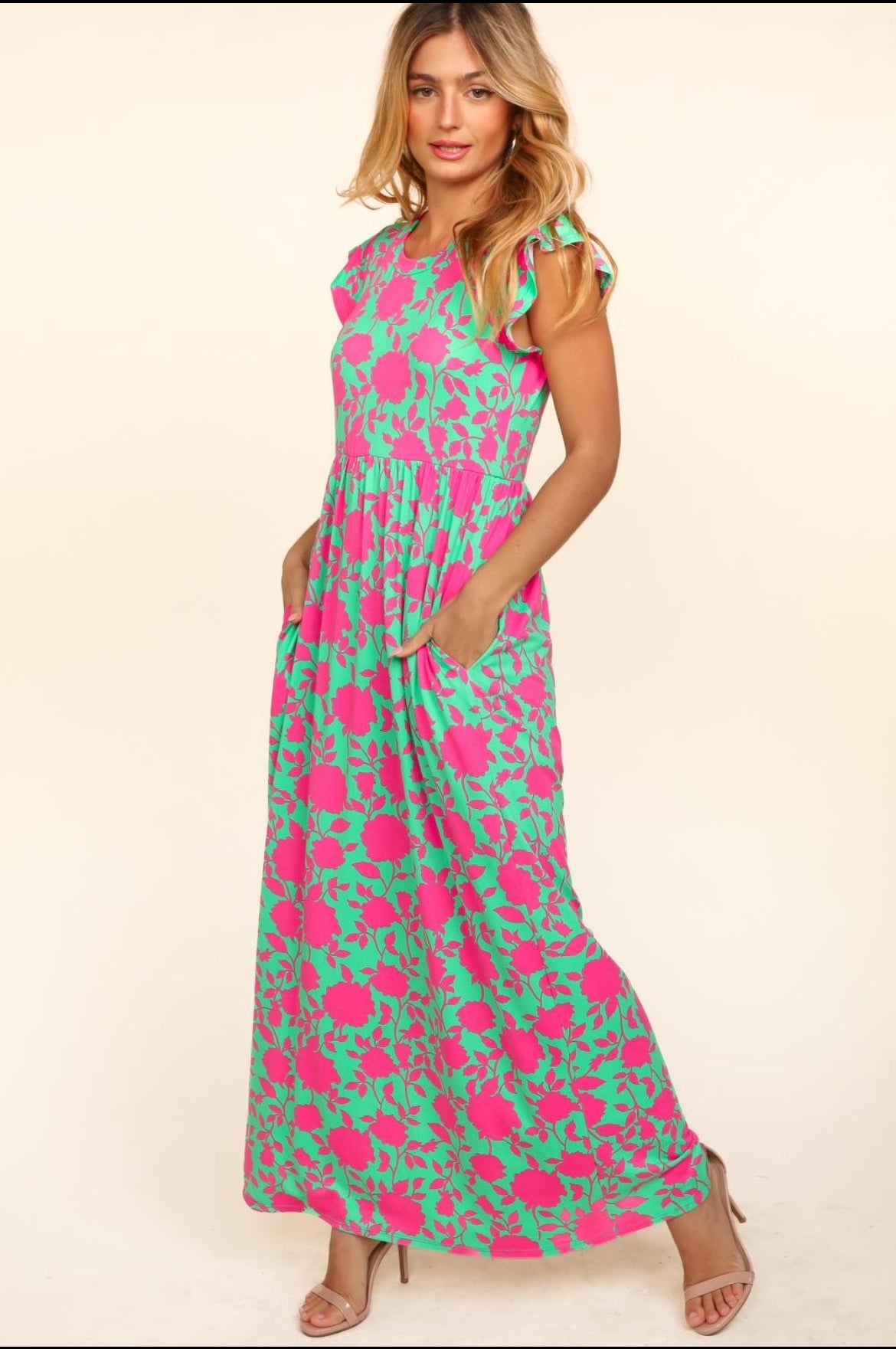 Amanda Floral Curvy Maxi Dress