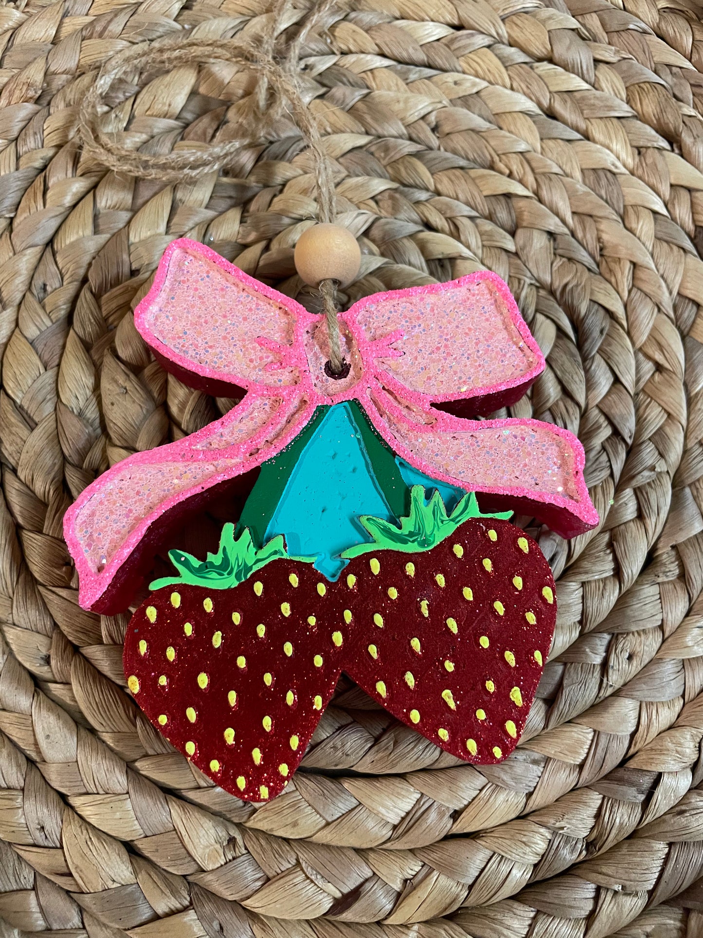 Strawberry Bow
