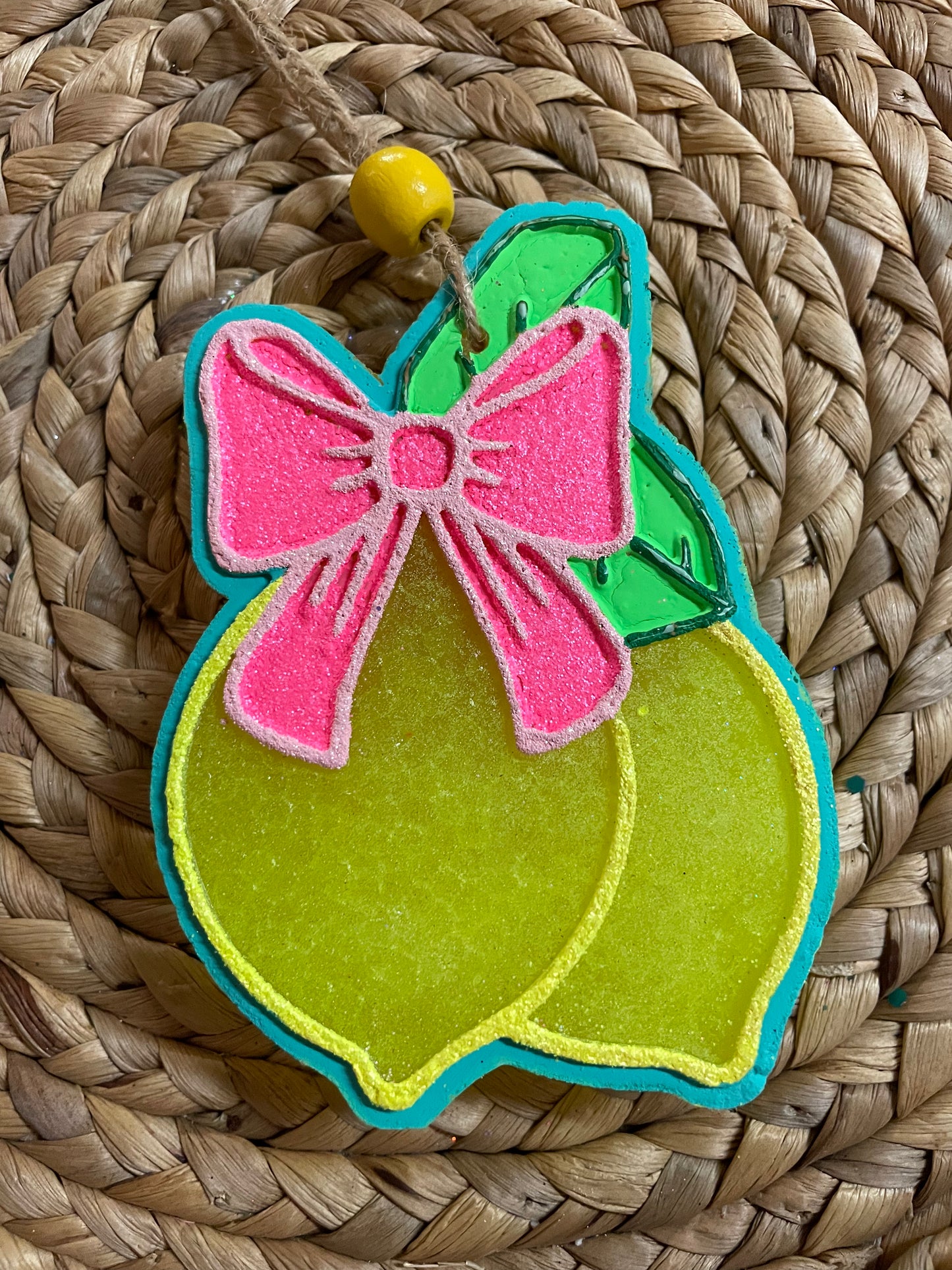 Lemons & Bows Freshie