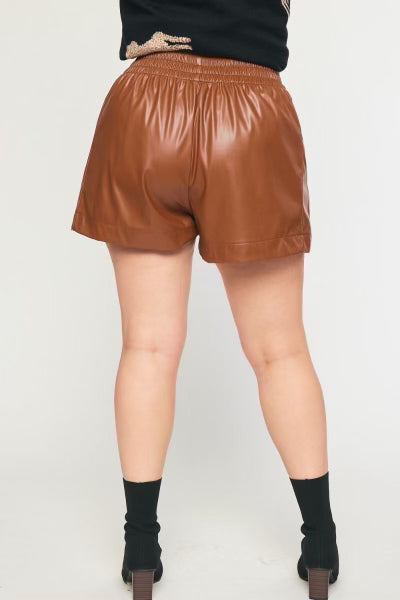 Keelie Curvy Leather Shorts