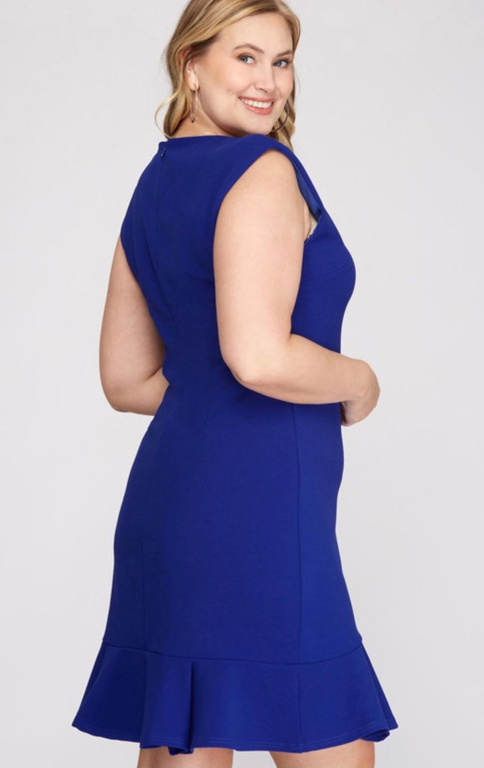 Anna Curvy Dress