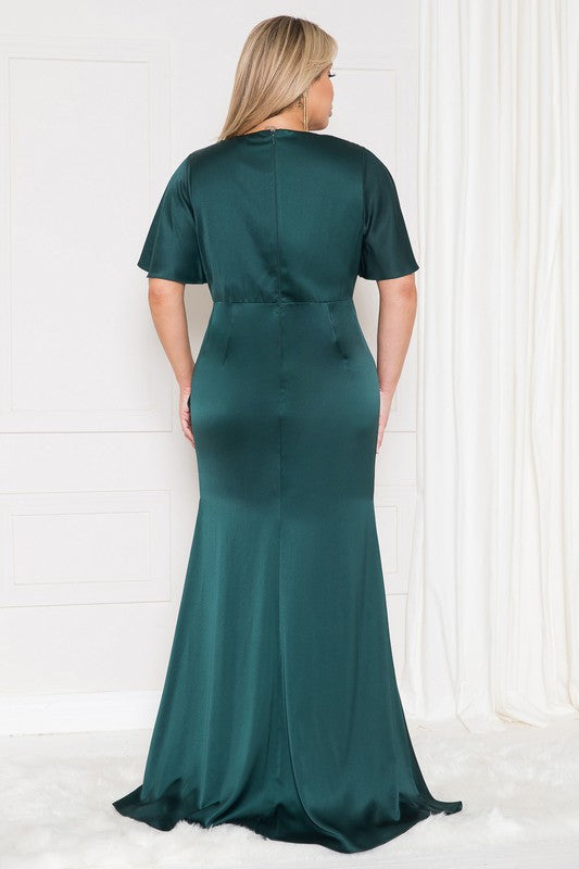 Ashlyn Curvy Dress
