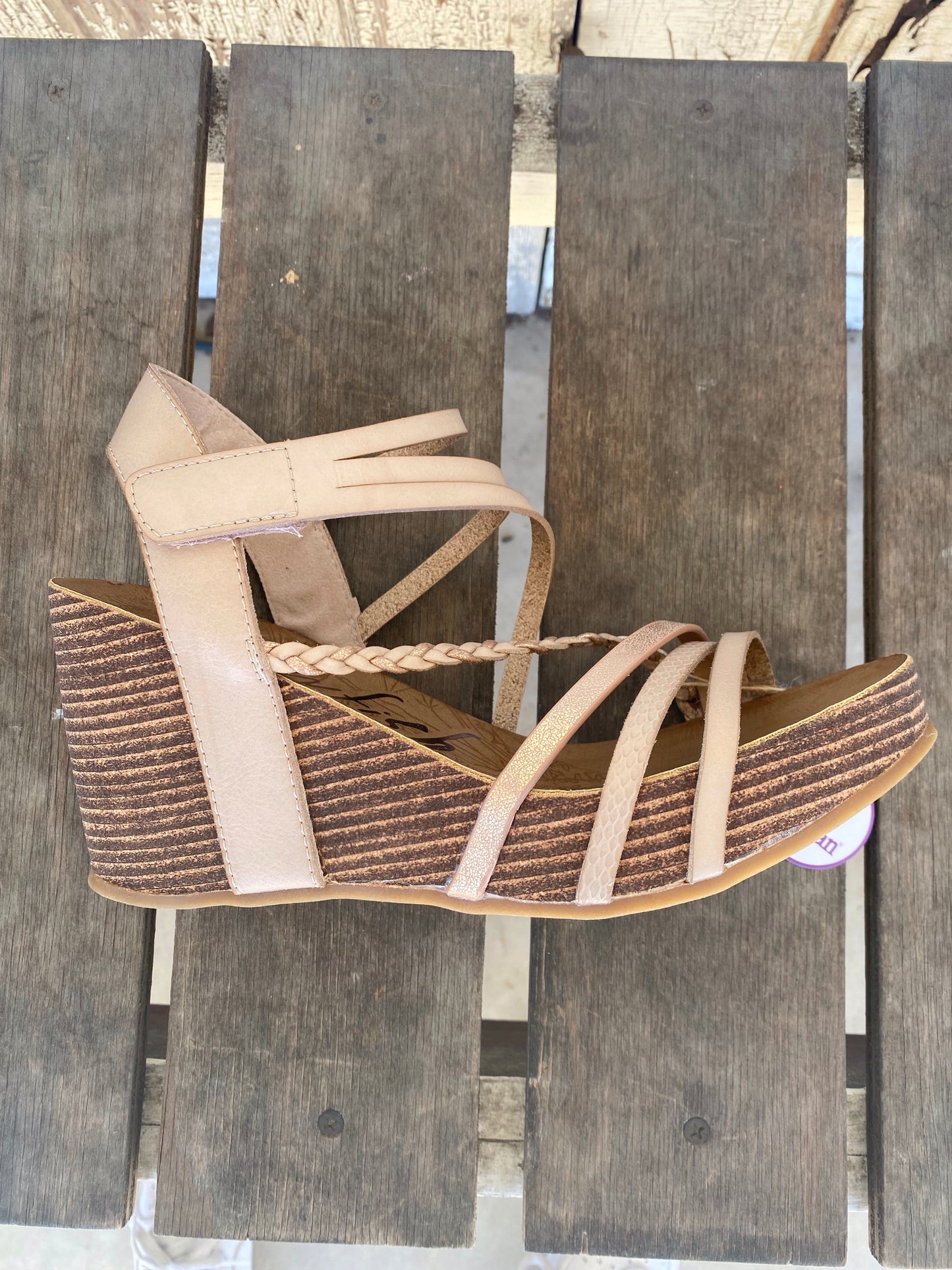 Hedi Blowfish Wedge
