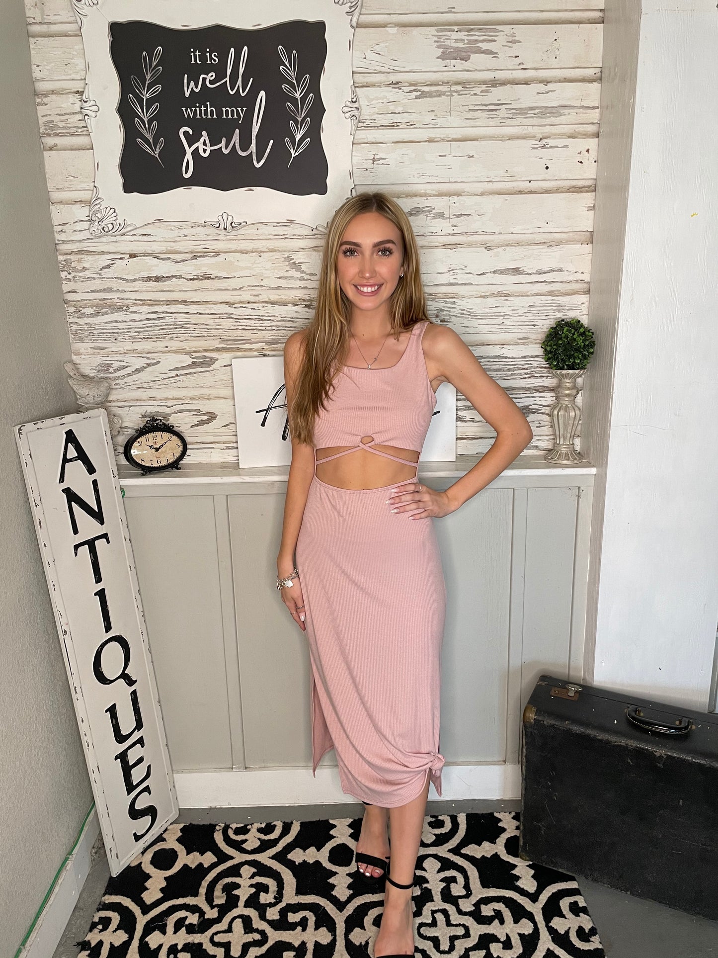 Ariana MIDI Dress