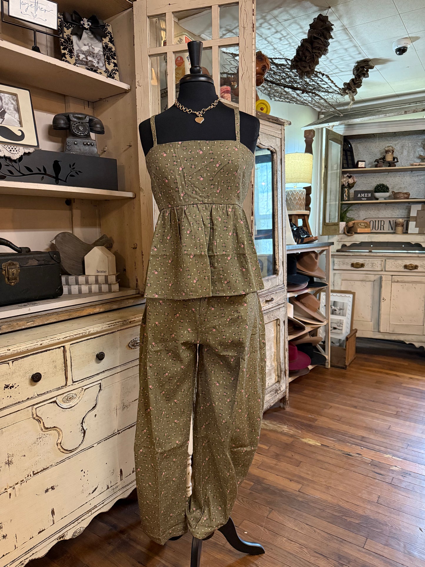 Grace Floral Barrel Pants