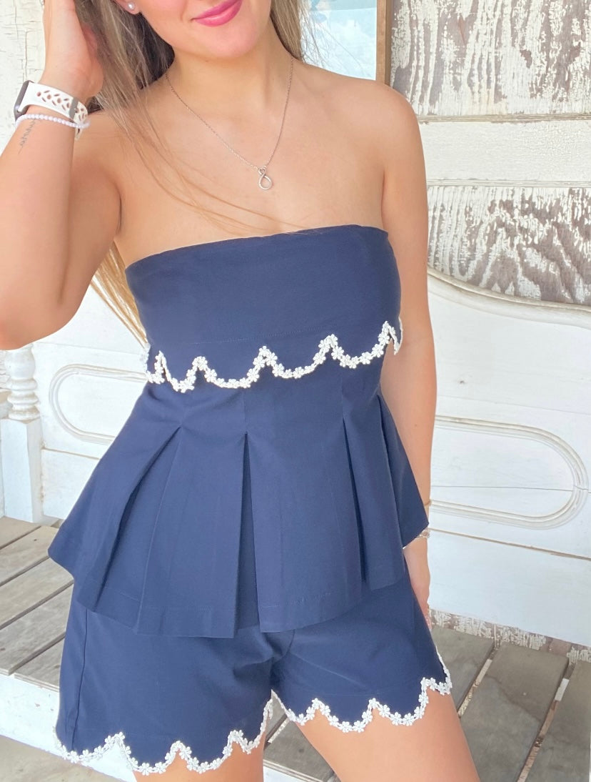 Strapless Scalloped Lace Top