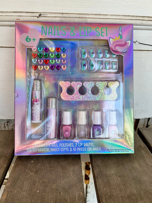 Nails & Lip Set