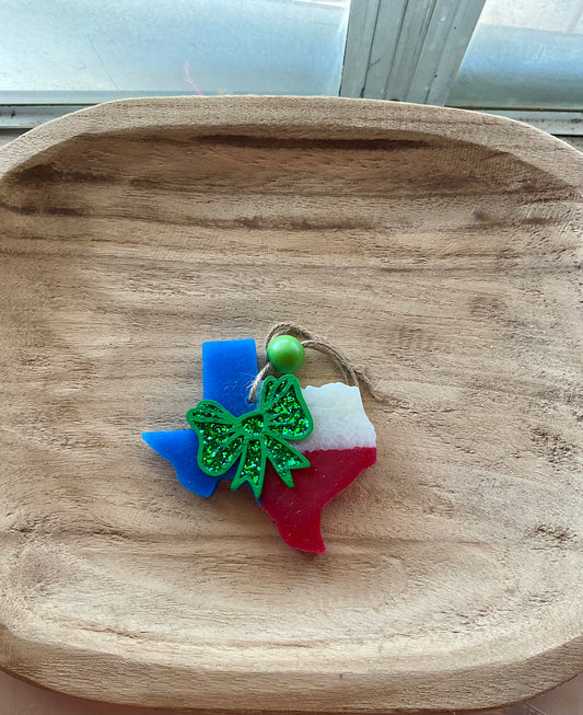 Green Bow on Texas Freshie