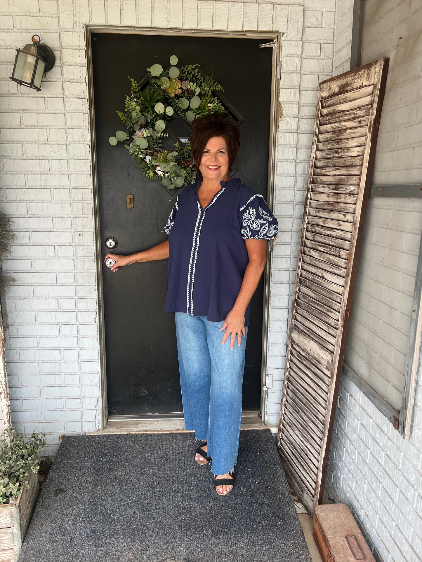 Jillian Embroidered Curvy Top