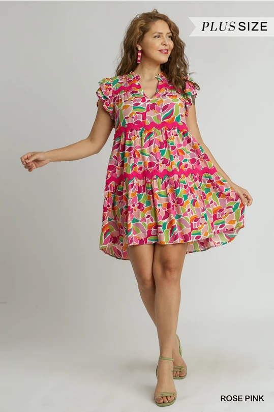 Spring Lovin’ Curvy Dress