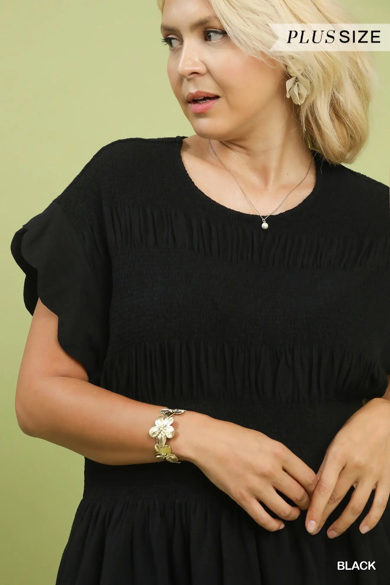 Mary Jane Curvy Top