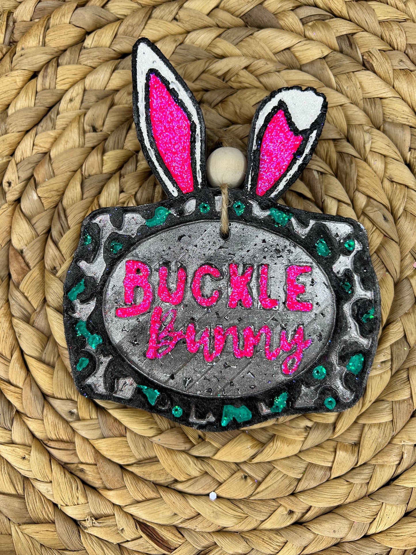 Buckle Bunny Freshie