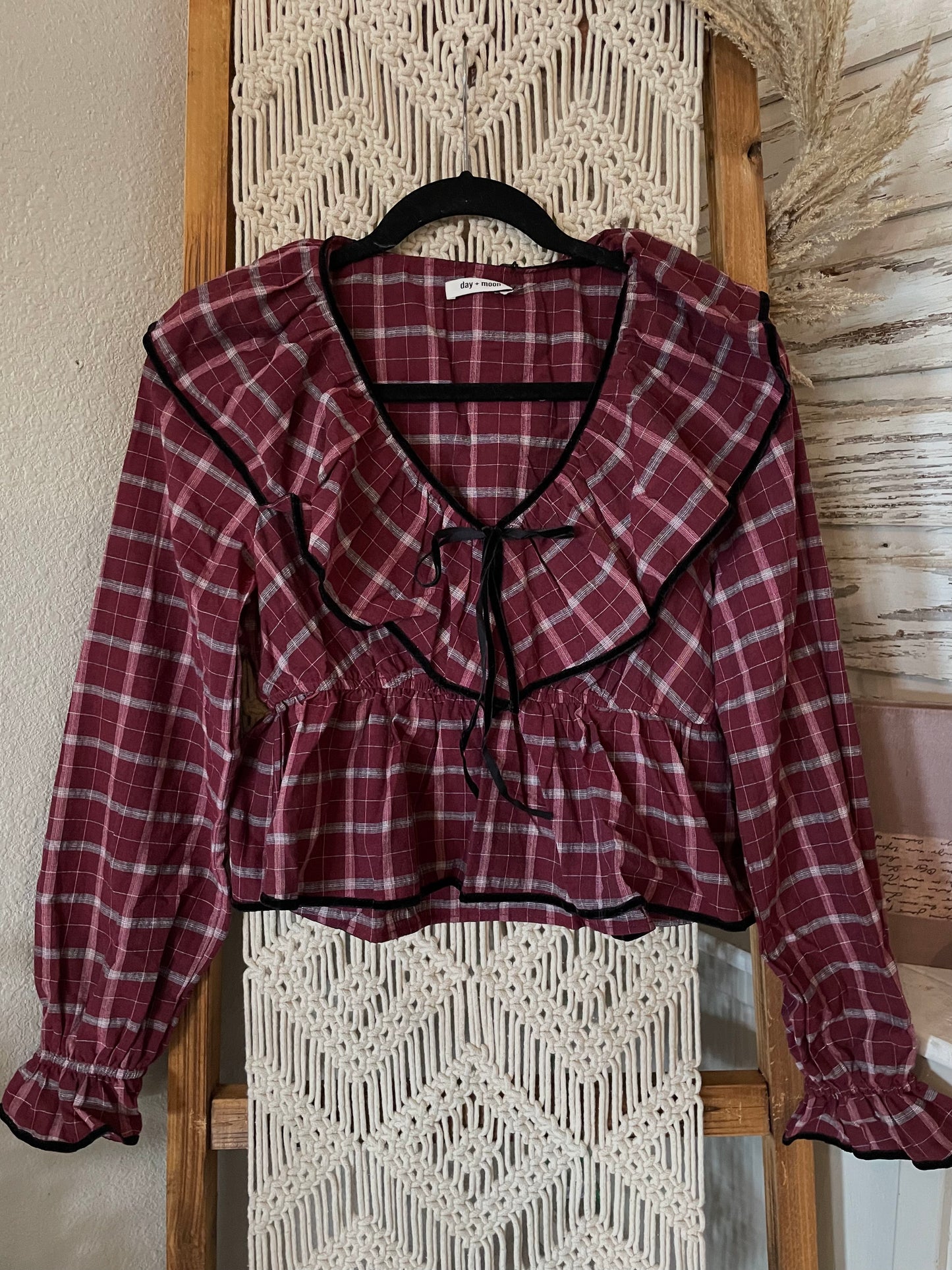 Noelle’s Long Sleeve Plaid Top