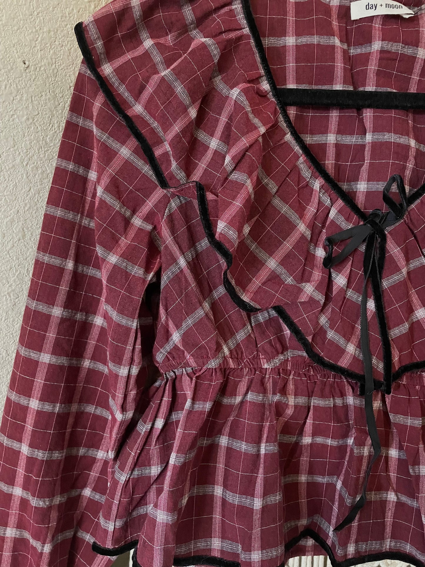 Noelle’s Long Sleeve Plaid Top