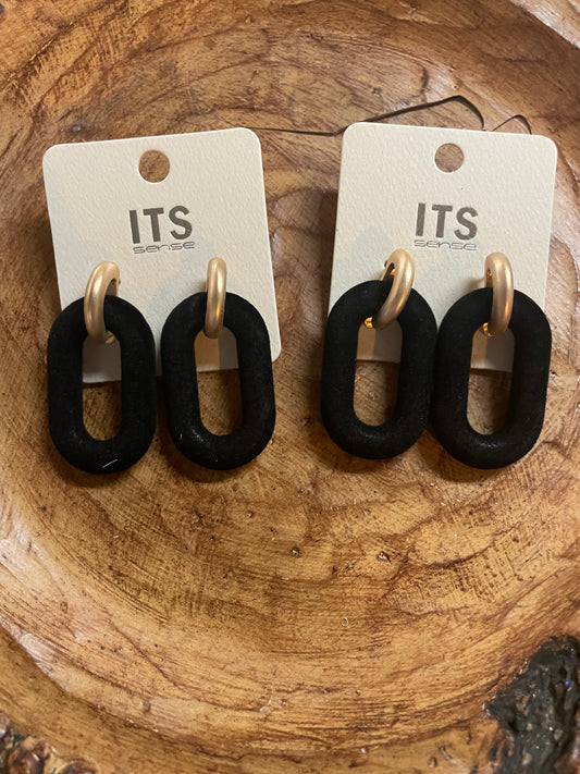 Link Black Earrings