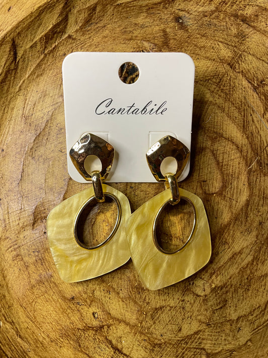 Cantabile Coral Earrings