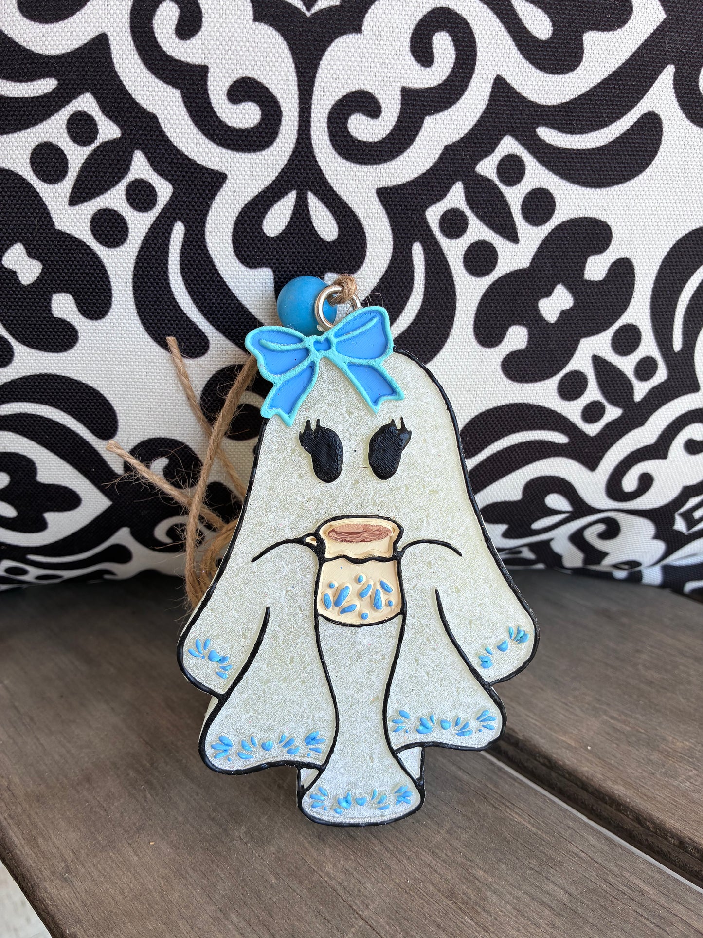 Ghost with Bow Freshie