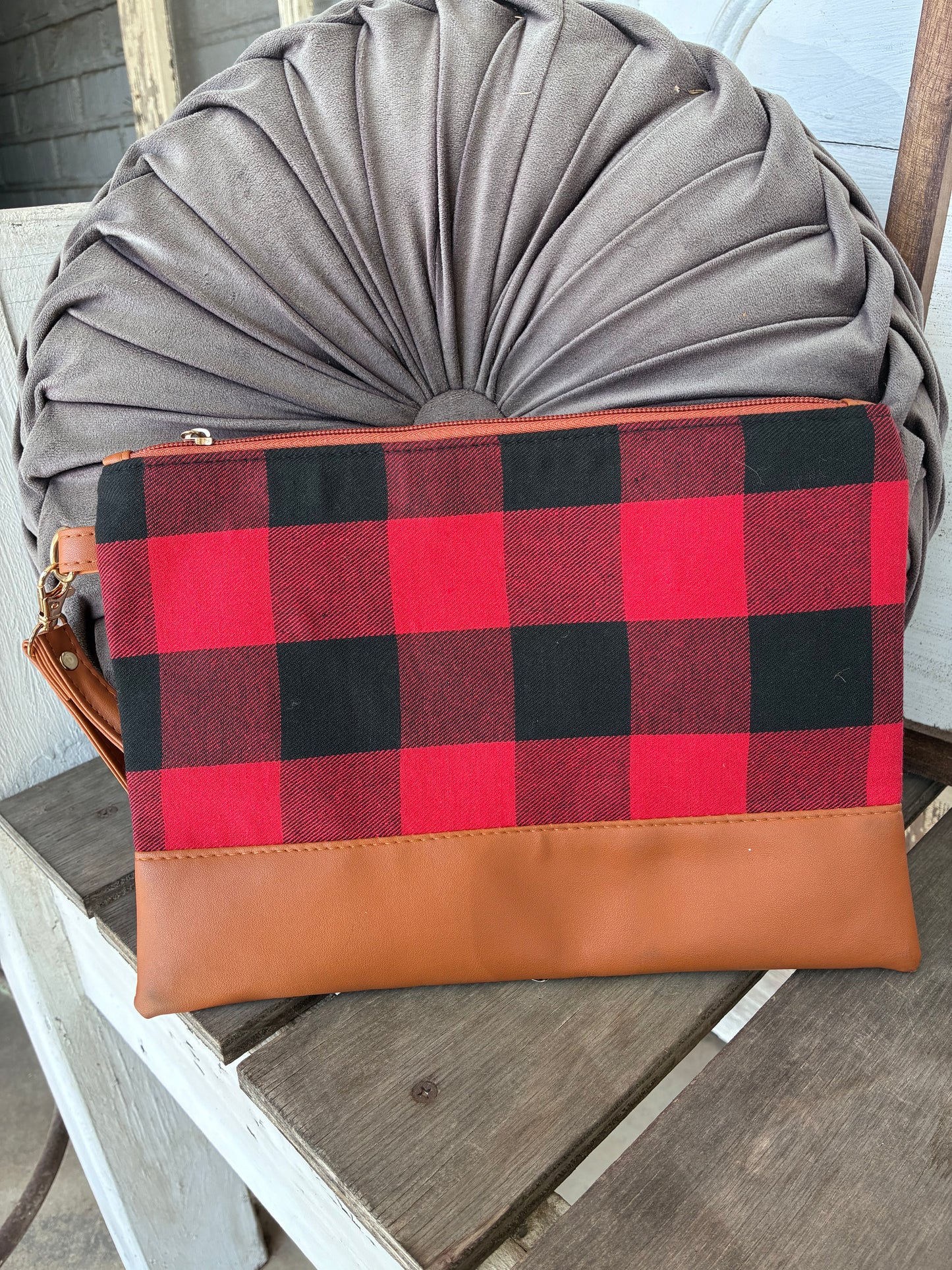 Aspen Wristlet