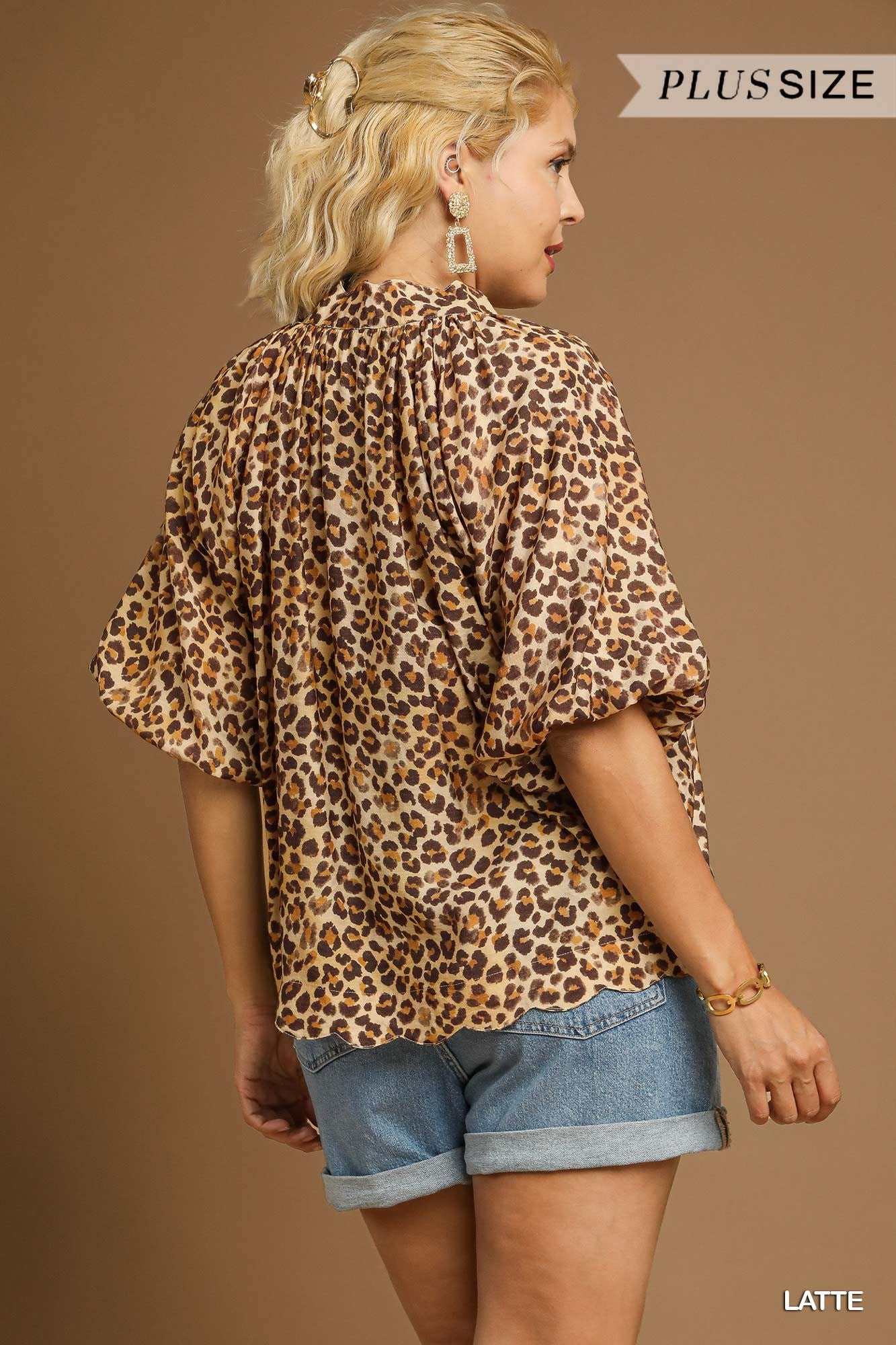 Leia Leopard Curvy Top