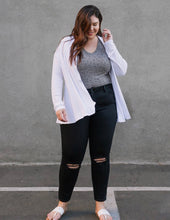 Load image into Gallery viewer, Chicago Curvy Jeans
