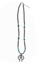 Load image into Gallery viewer, Navajo Pearl Charm Necklace

