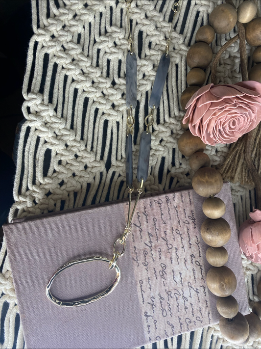 Kelly Necklace